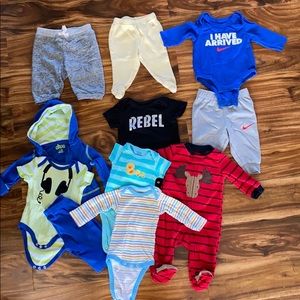 Baby boy clothes - in lot